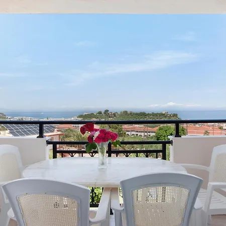 Apartament Yiannis Superior 8 *